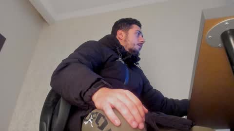 JoshKnight online show from November 4, 6:15 am