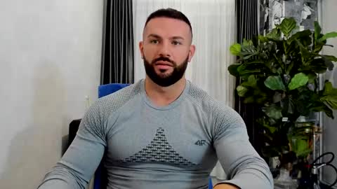 joshuamuscle69 online show from December 17, 7:26 am