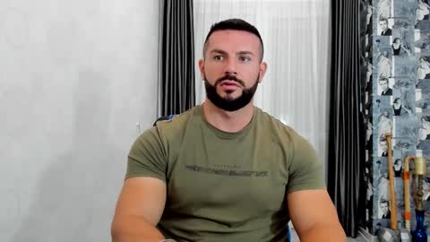 joshuamuscle69 online show from November 26, 6:43 am