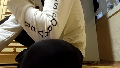 jostign online show from November 24, 7:01 pm