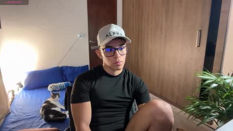 Im Jouliano online show from February 4, 12:25 am