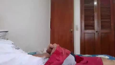 Snapshot of jovenvergonguapo09 chatting on January 14, 2:22 pm Van Helsing online show from January 14, 2:22 pm