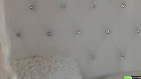 Joy Barker online show from December 14, 3:35 am