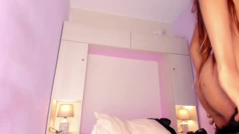 joyceblake online show from April 3, 4:08 am