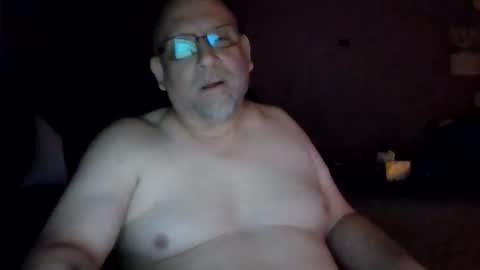 jpetz69257238 online show from April 26, 2:20 am