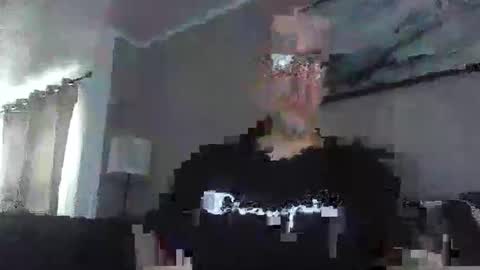 jr1871 online show from May 6, 12:33 pm