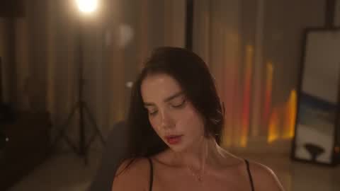 Jennifer Diaz online show from June 17, 8:58 pm