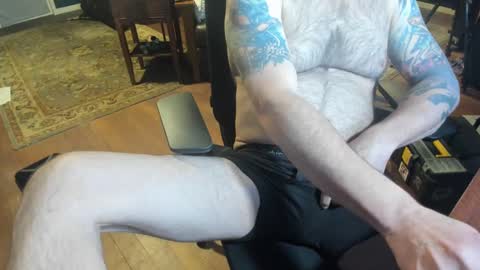 Snapshot of jsimon04 chatting on February 25, 2:26 pm jsimon04 online show from February 25, 2:26 pm