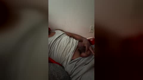 juan13302730 online show from April 1, 10:50 pm