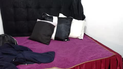    online show from February 3, 11:58 am