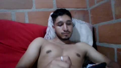 Snapshot of juanc23_371 chatting on February 4, 11:49 pm juanc23_371 online show from February 4, 11:49 pm