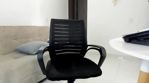 Juan Diego Uribe online show from September 13, 12:35 am