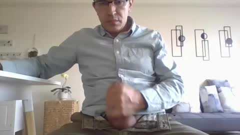 juanearth1 online show from March 25, 10:16 pm