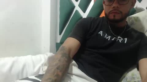 juanfe_style online show from November 20, 2:32 am