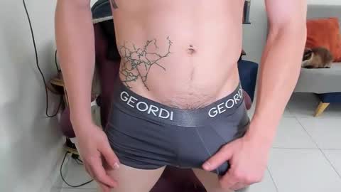 JUANISIMO  online show from March 30, 7:25 pm