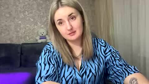 JudeValenti online show from October 26, 4:17 pm