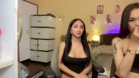 EloiseMoree online show from January 28, 7:53 am