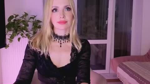 Goddess Julia online show from September 12, 6:43 pm