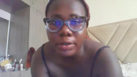 juiceyy_melons online show from January 14, 9:39 am