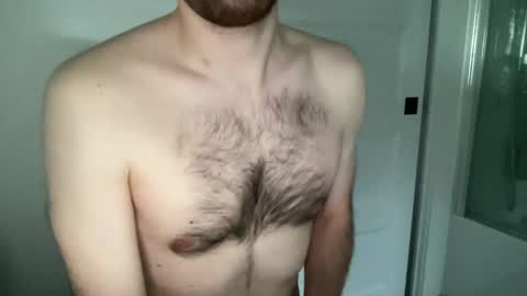 Snapshot of juicy_boy21 chatting on October 26, 2:18 pm juicy boy21 online show from October 26, 2:18 pm