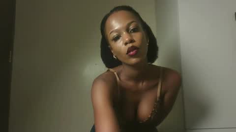 Juicey lovely online show from March 16, 5:21 am