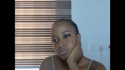 juicykinkx online show from November 15, 11:45 am