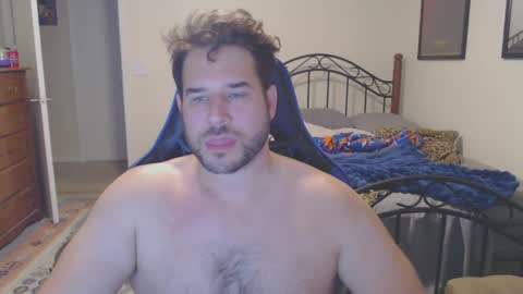 jules25 online show from December 14, 6:46 am