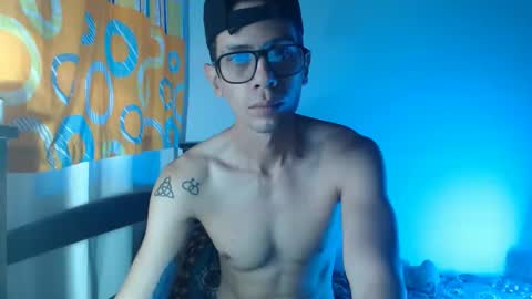 Julfigo online show from March 23, 12:54 pm