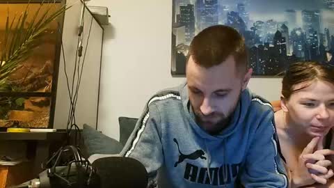 Snapshot of julia_official chatting on February 15, 7:39 pm julia_official online show from February 15, 7:39 pm