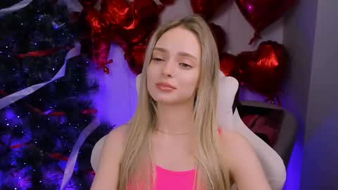 Julia online show from March 25, 6:36 pm