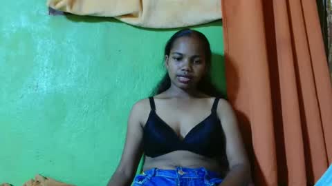 juliah02 online show from March 26, 6:30 am