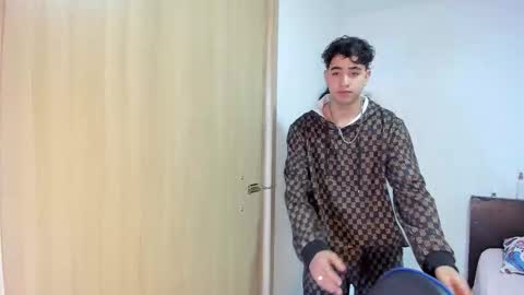 julian billy online show from November 1, 9:25 pm