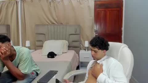 julian billy online show from February 25, 2:26 pm