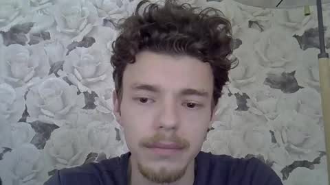julian_velvet online show from June 2, 9:44 am