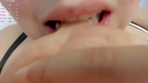 Juliana online show from November 28, 6:32 am