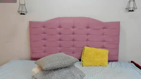 Juliana online show from February 21, 2:31 pm