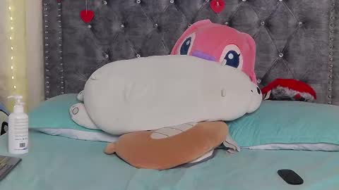 Juliane online show from February 23, 5:50 pm