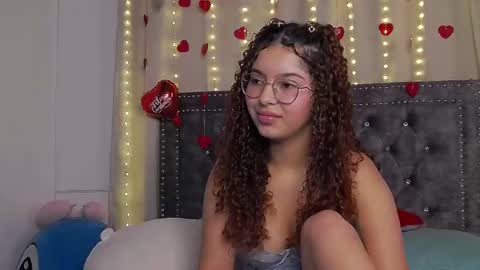 Juliane online show from February 22, 2:19 pm