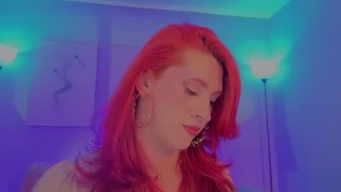 Juliana online show from December 3, 12:53 am