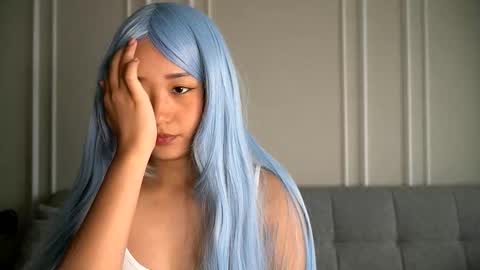 julia online show from November 15, 10:06 am