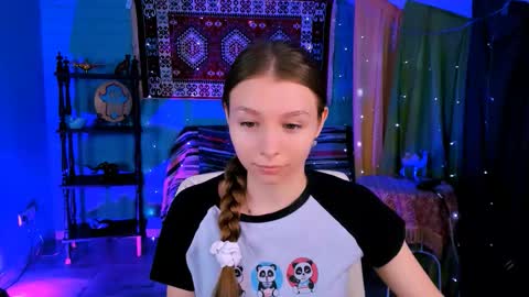 juliedaniel online show from March 2, 4:39 am