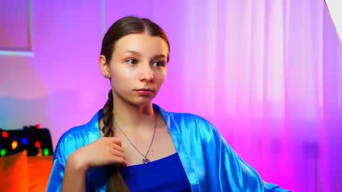 juliedaniel online show from February 5, 10:19 am