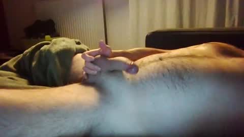 julien3327 online show from February 22, 10:20 pm