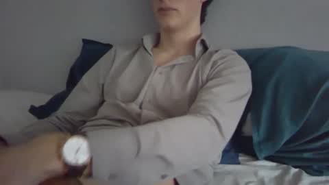 Julienl2l online show from March 30, 5:13 pm