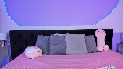 Julieta  online show from October 22, 12:07 pm