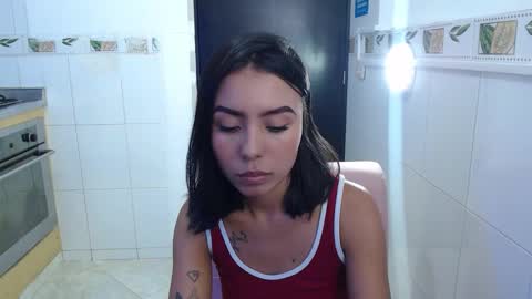 julieta_fn online show from February 28, 4:22 pm