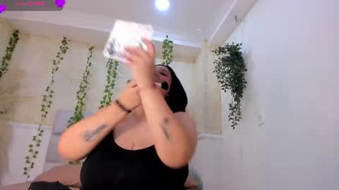 julietakane online show from July 6, 10:23 pm