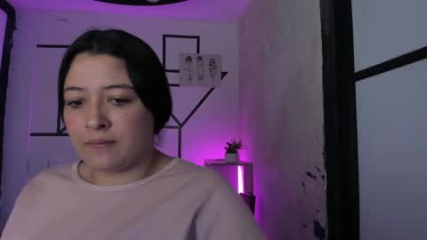 julietakane online show from September 12, 4:03 am