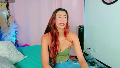 julietatorres_ online show from February 13, 11:35 am