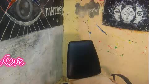 Julieth Wolf online show from October 26, 7:53 am